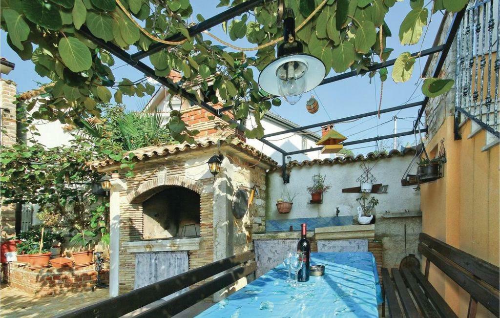 Mugeba 3 Bedroom Accommodation Poreč Eksteriør bilde